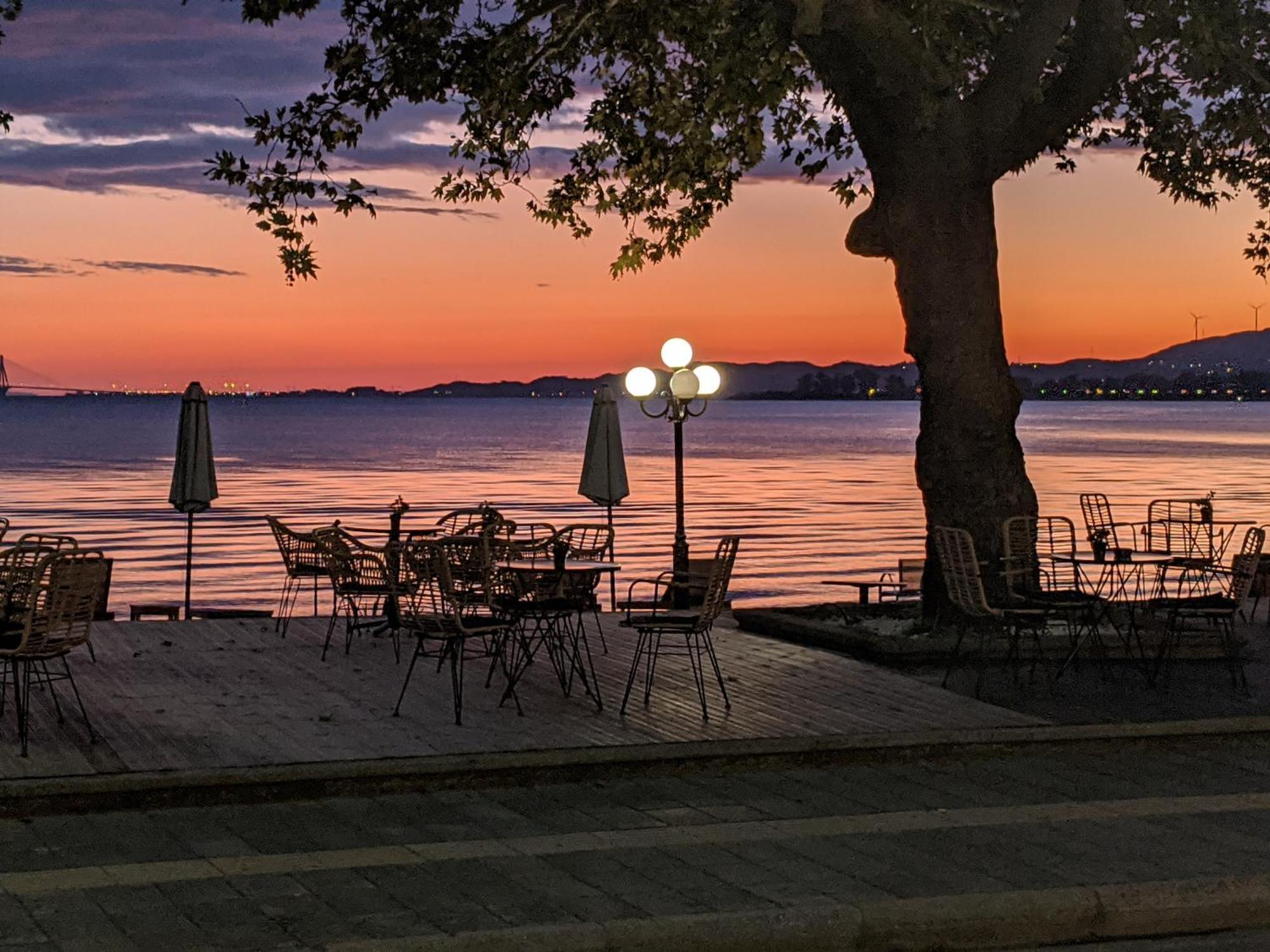 Lepanto Beach Hotel Nafpaktos Exterior photo