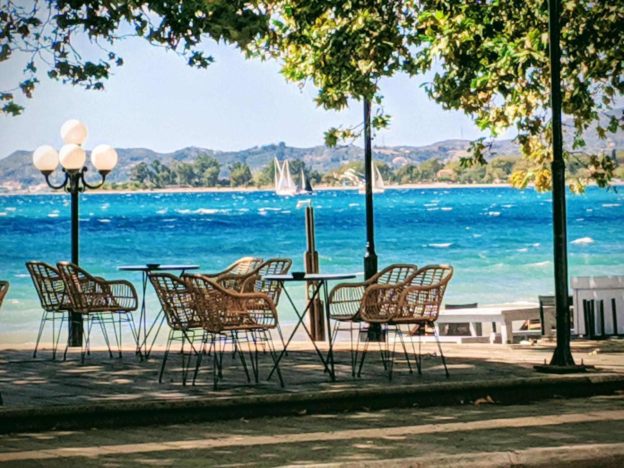 Lepanto Beach Hotel Nafpaktos Exterior photo